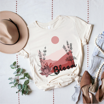 Pastel Floral Bloom Graphic T-Shirt, Cute Casual Women's Tee